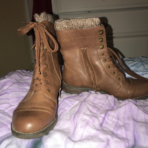 Boots - Picture 2 of 2